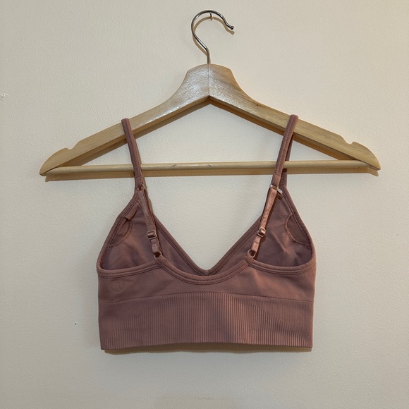 LULULEMON Sports Bra - Pink - Picture 6 of 6